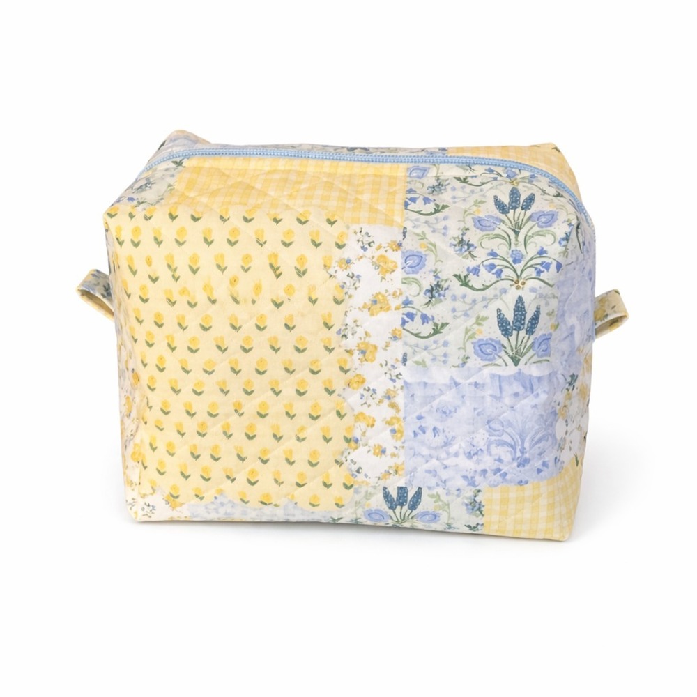 Quilted Patchwork Makeup Bag Floral Cosmetic Pouc… - image 2